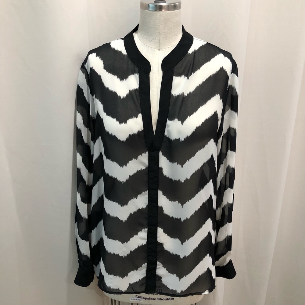 Saks fifth avenue “BLACK label” blouse
